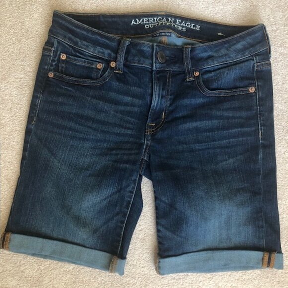 American Eagle Super Stretch Skinny Bermuda Cut-Off Jean / Denim Shorts, Size 4 - Picture 1 of 7